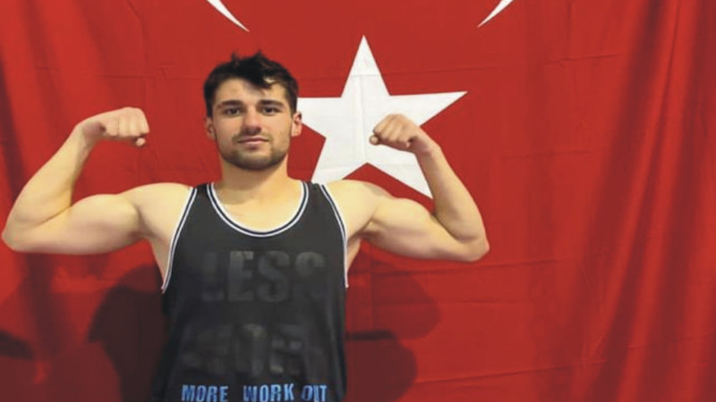 Seyit Ergül, U22 Türkiye Boks Şampiyonası İçin Hazırlıklarını Sürdürüyor