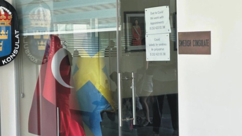İzmir'deki İsveç Fahri Konsolosluğu'nda Silahlı Saldıran Ağrılı Gözaltına Alındı