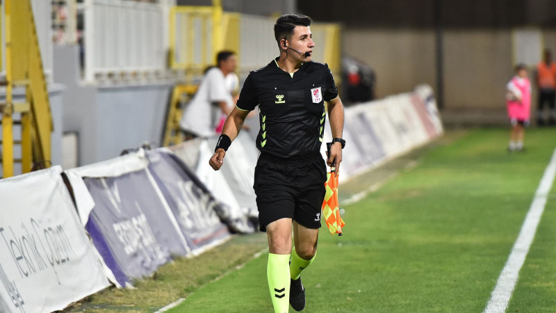 Selami Dursun, Süper Lig’e Terfi Etti: Ağrı’nın Gururu Hakemlikte Zirveye Ulaştı