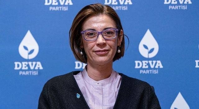 Münevver Helün Fırat