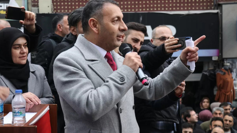 Av.Mehmet Salih Aydın, DEM Parti'ye Yüklendi