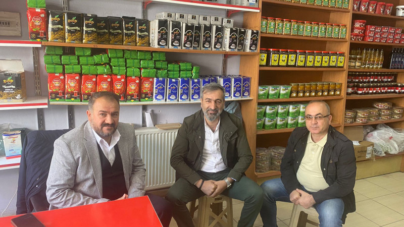 Ağrı Basın Birliği Semerkand temsilcisi Mehmet Karhan'ı ziyaret etti