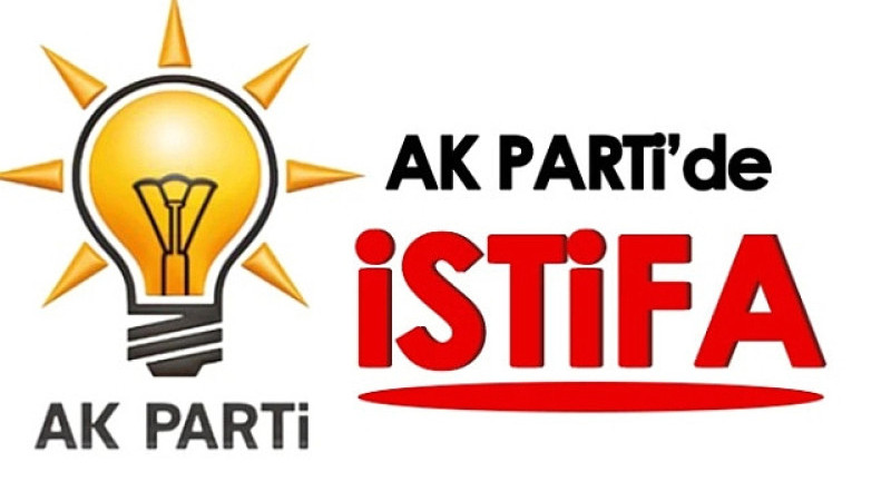 AK PARTİ'de 3 İlçe Başkanı İstifa Etti