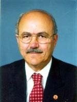 Şuayip Üşenmez