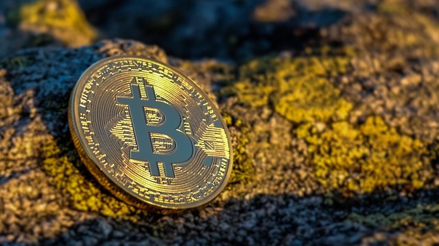 Kriptonun “Einstein”ı Sessizliğini Bozdu: XRP Tahmini Tuttu! Bitcoin İçin Saat Verdi!