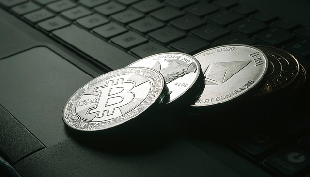 Şimdi Alınabilecek Yüksek Potansiyelli 3 Altcoin: XRP, Solana ve Maxi Doge!