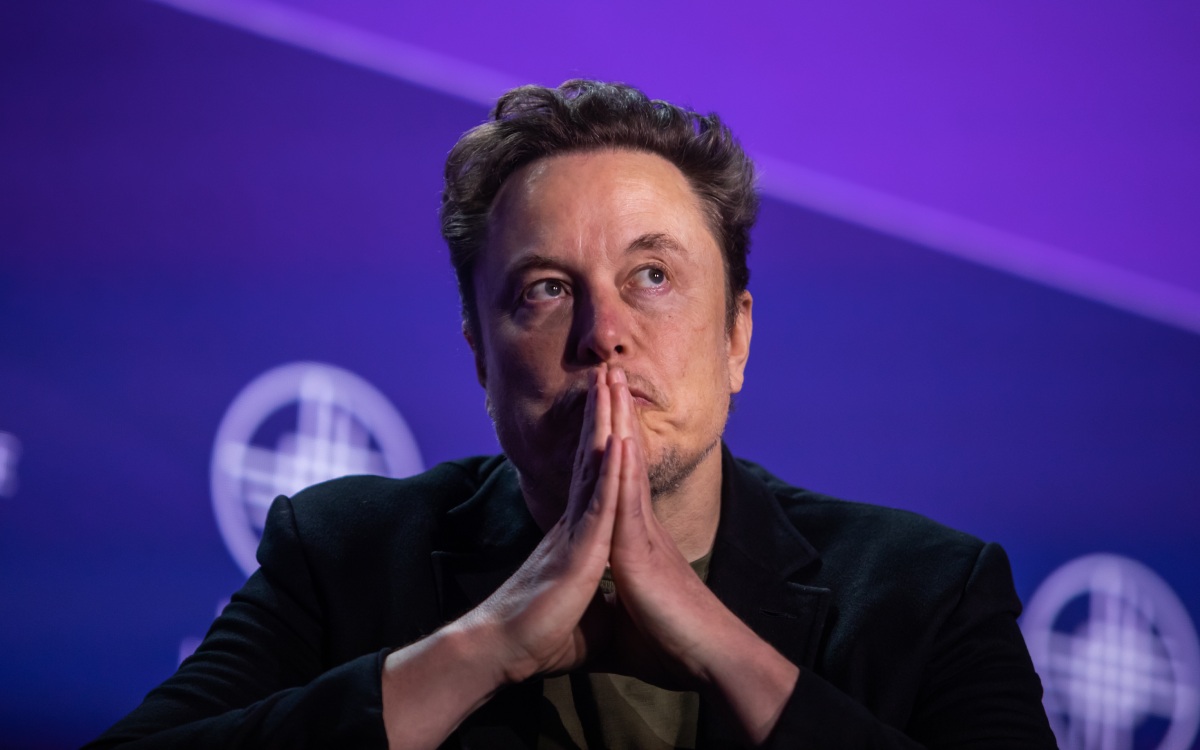 Elon Musk xAI için kripto uzmanı arıyor