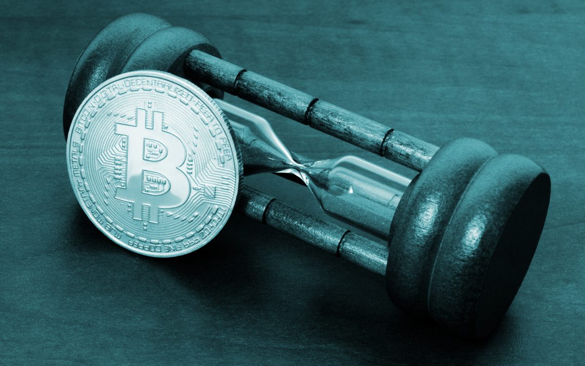 Bitcoin düşüşünde uzun vadeciler yeniden birikime başladı: Yeni ralliyle sonuçlanıyor