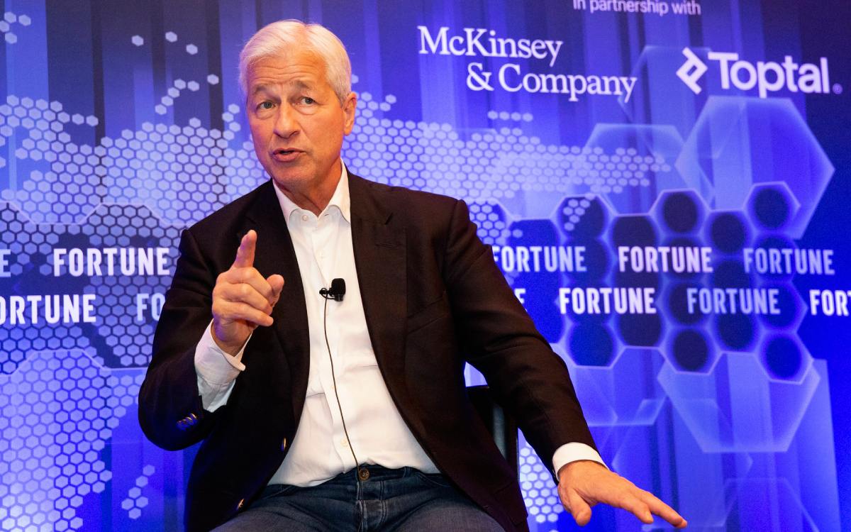 JPMorgan CEO’su Dimon da kriptoda faize karşı: “O zaman banka olsunlar”