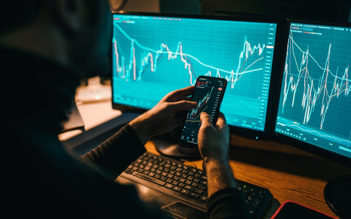 Ünlü trader Bitcoin’de yön değiştirdi: Tüm short pozisyonlarını kapattı